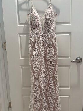 Soieblu Blush Strapless Lace-Overlay Maxi Dress